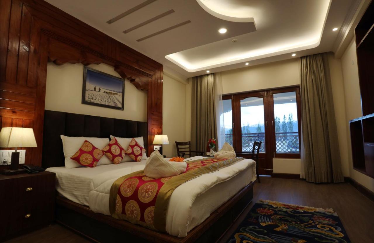 Hotel The Grand Khasdan Leh Exterior photo